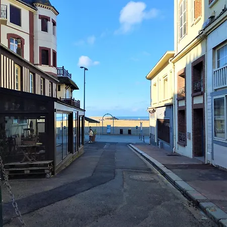 Le Capitaine Jack Apartment